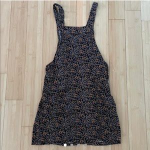 Vintage-style floral print jumper from Urban Outfitters (size small)